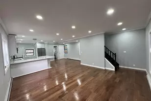 152 Evans Ave, Freeport, NY 11520 - Photo 9