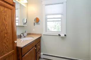 115 Myers Ave, Hicksville, NY 11801 - Photo 17