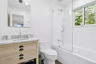 98 Hands Creek Rd, East Hampton, NY 11937 - Photo 15