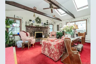 2067 Jackson Avenue, Seaford, NY 11783 - Photo 17