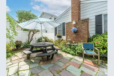 2067 Jackson Avenue, Seaford, NY 11783 - Photo 45