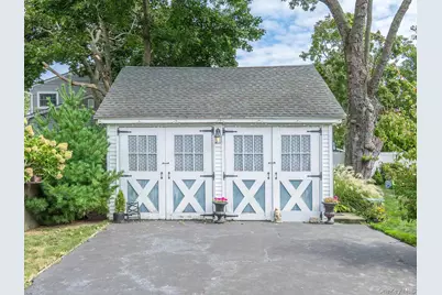 2067 Jackson Avenue, Seaford, NY 11783 - Photo 39