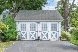 2067 Jackson Ave, Seaford, NY 11783 - Photo 39