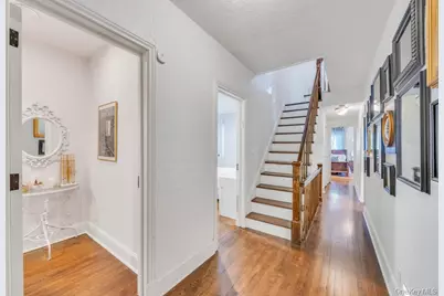 65 Clover Drive, Great Neck, NY 11021 - Photo 27