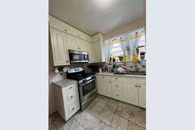 2181 Strang Avenue, Bronx, NY 10466 - Photo 11