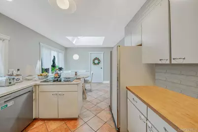 3 Bowen Place, Stony Brook, NY 11790 - Photo 15