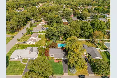 3 Bowen Place, Stony Brook, NY 11790 - Photo 3