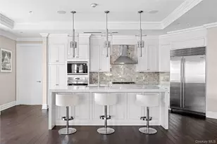 6000 Royal Ct, North Hills, NY 11040 - Photo 13