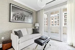 6000 Royal Ct, North Hills, NY 11040 - Photo 7