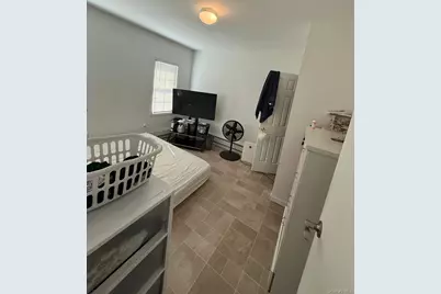 33 Linden Avenue, Hempstead, NY 11550 - Photo 9