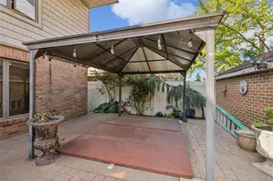 164-53 85th St, Howard Beach, NY 11414 - Photo 35