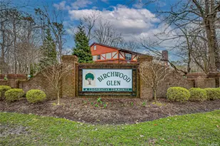 6 Glen Hollow Dr, Holtsville, NY 11742 - Photo 11