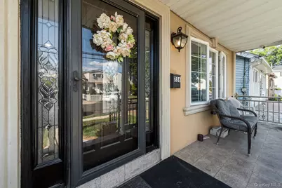226 Franklin Street, Elmont, NY 11003 - Photo 3