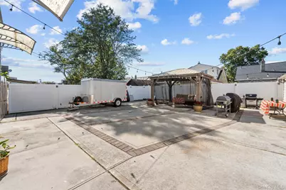 226 Franklin Street, Elmont, NY 11003 - Photo 29