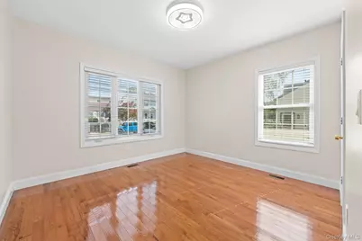 226 Franklin Street, Elmont, NY 11003 - Photo 15