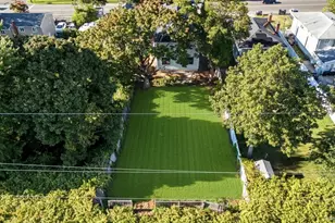 86 Moffitt Blvd, Islip, NY 11751 - Photo 29