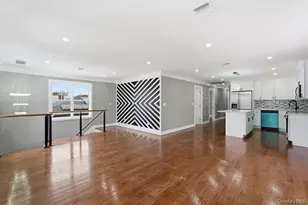 86 Moffitt Blvd, Islip, NY 11751 - Photo 15