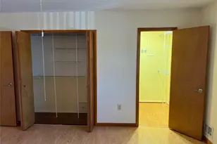 10 Squires Gate, Poughkeepsie, NY 12603 - Photo 13