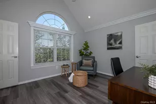 80 Overlook Dr, Farmingville, NY 11738 - Photo 9