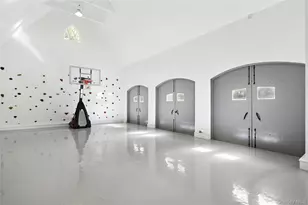 123 Abrahams Path, East Hampton, NY 11937 - Photo 17