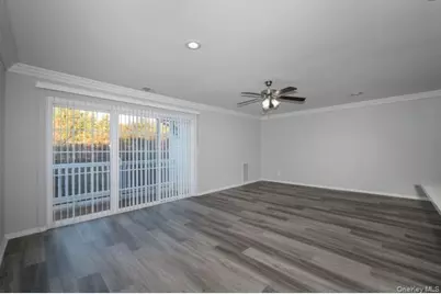 133 Overlook Drive #133, Farmingville, NY 11738 - Photo 5