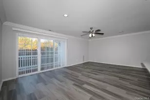 133 Overlook Dr, Farmingville, NY 11738 - Photo 5