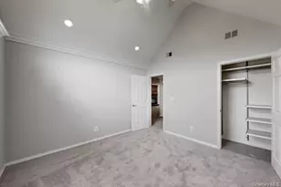 137 Overlook Dr, Farmingville, NY 11738 - Photo 7