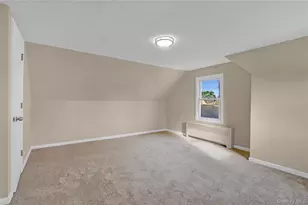 15 Cornwall Ln, Hicksville, NY 11801 - Photo 15