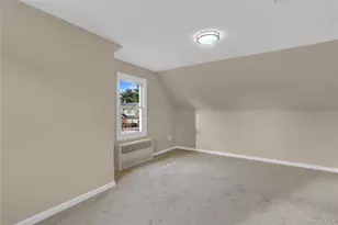 15 Cornwall Ln, Hicksville, NY 11801 - Photo 17