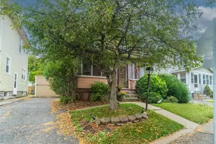 69 Washington Ave, Kingston, NY 12401 - Photo 3