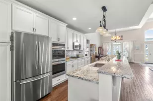 27 Wild Flower Dr, Ridge, NY 11961 - Photo 7