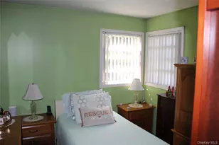 61 St Peters Dr, Brentwood, NY 11717 - Photo 7