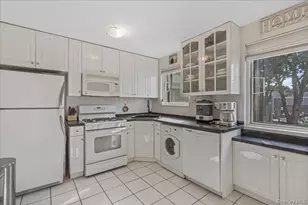 68-77 Bell Blvd, Bayside, NY 11364 - Photo 5