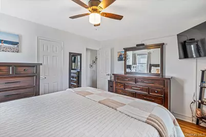 68-77 Bell Boulevard #2, Bayside, NY 11364 - Photo 11