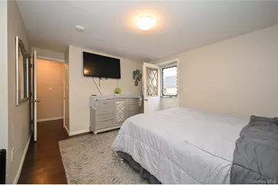 10 Pinebrook Avenue, West Hempstead, NY 11552 - Photo 13