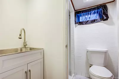 9129 220th Street, Queens Village, NY 11428 - Photo 21