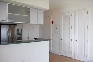 175 Huguenot St, New Rochelle, NY 10801 - Photo 3