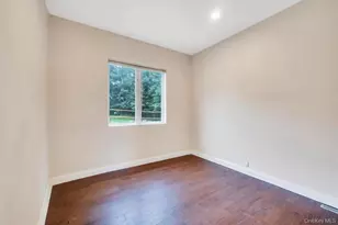 25 Wildwood Dr, Syosset, NY 11791 - Photo 15