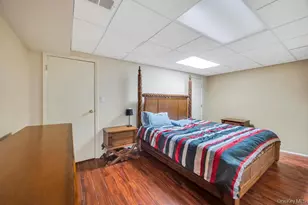 25 Wildwood Dr, Syosset, NY 11791 - Photo 25