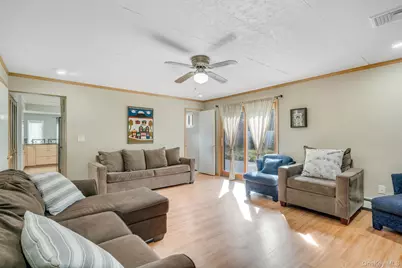 20 Janet Street, Port Jefferson Station, NY 11776 - Photo 23