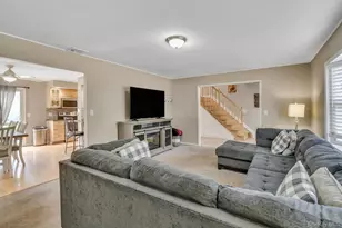 20 Janet St, Port Jefferson Station, NY 11776 - Photo 15