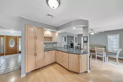 20 Janet Street, Port Jefferson Station, NY 11776 - Photo 19