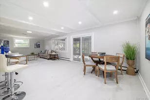 62 Julbet Dr, Sayville, NY 11782 - Photo 15