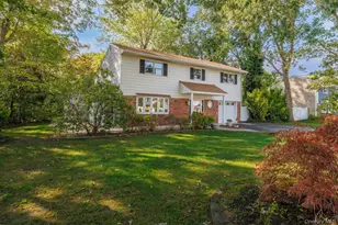 62 Julbet Dr, Sayville, NY 11782 - Photo 37
