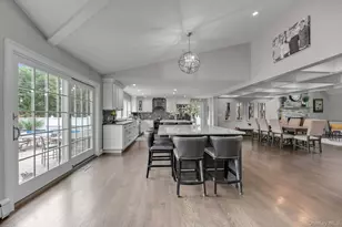 27 Brittany Ct, Northport, NY 11768 - Photo 9