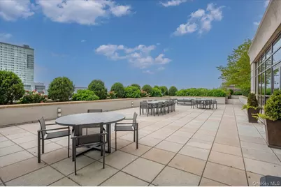 175 Huguenot Street #2208, New Rochelle, NY 10801 - Photo 19