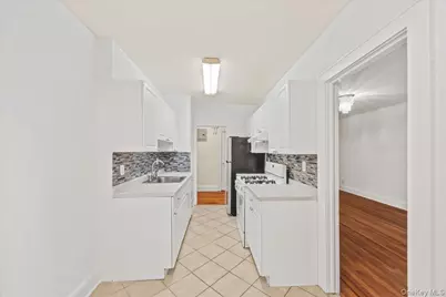 312 Main Street #3B, White Plains, NY 10601 - Photo 9