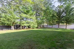 3 Henearly Dr, Miller Place, NY 11764 - Photo 23