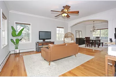 97 E Park Avenue, Pearl River, NY 10965 - Photo 5