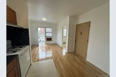 85-45 Britton Avenue, Elmhurst, NY 11373 - Photo 15